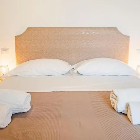 Residenza Corte Carnesali - Italian Homing *