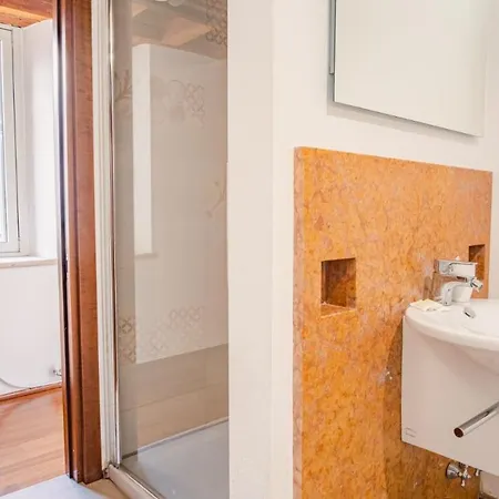 Residenza Corte Carnesali - Italian Homing * ורונה