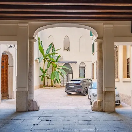 アパート Residenza Corte Carnesali - Italian Homing