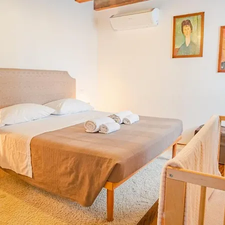 Residenza Corte Carnesali - Italian Homing *