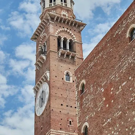 Residenza Corte Carnesali - Italian Homing ヴェローナ