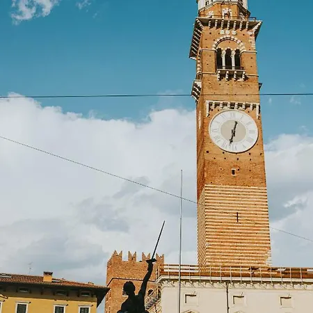 Residenza Corte Carnesali - Italian Homing *