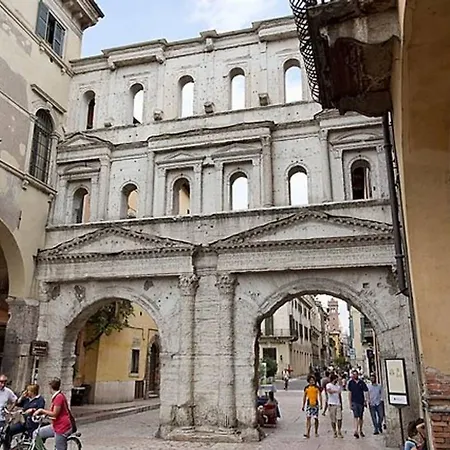 Residenza Corte Carnesali - Italian Homing *