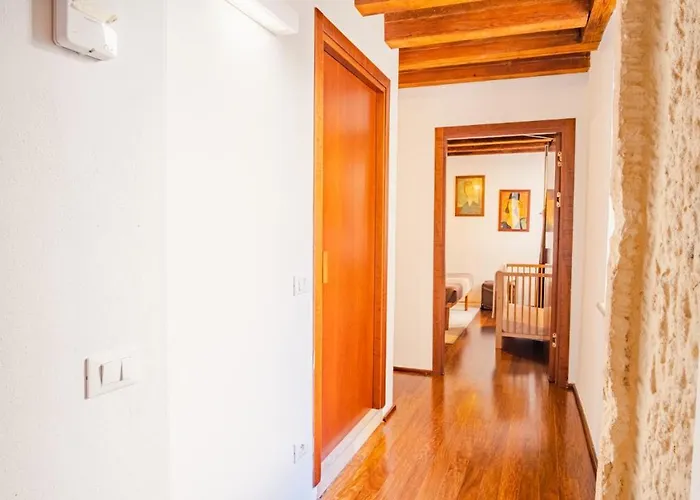 Residenza Corte Carnesali - Italian Homing Apartmán *