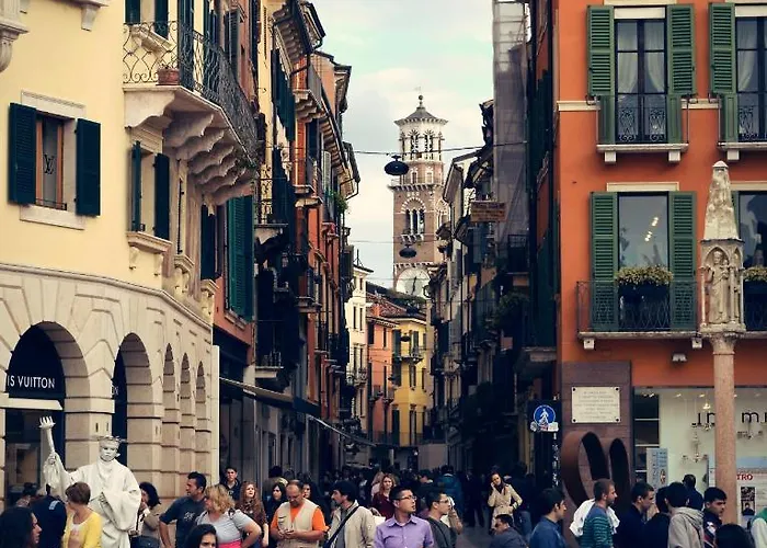 Residenza Corte Carnesali - Italian Homing Verona